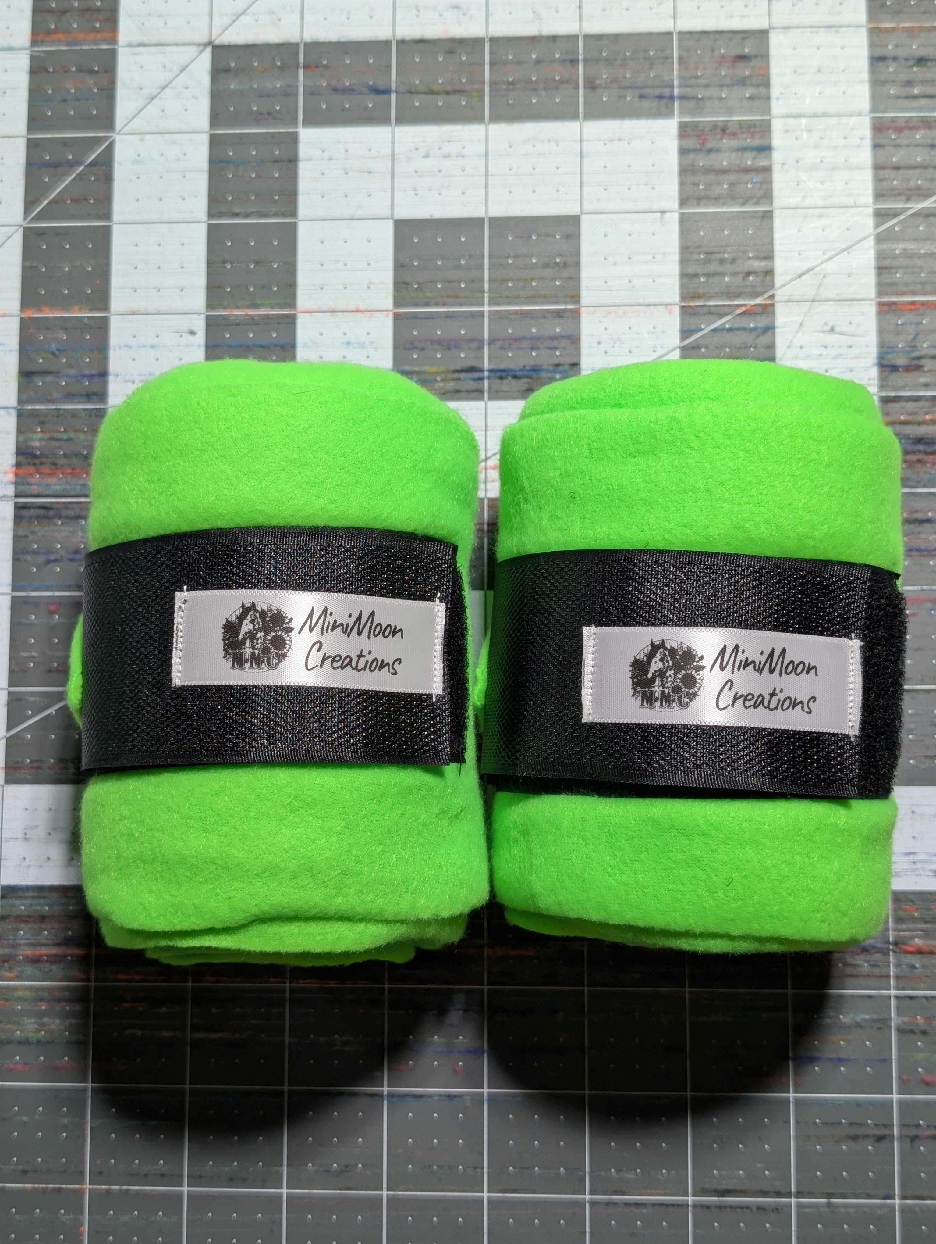 Modèle 072- Vert fluo - Ensemble de 4