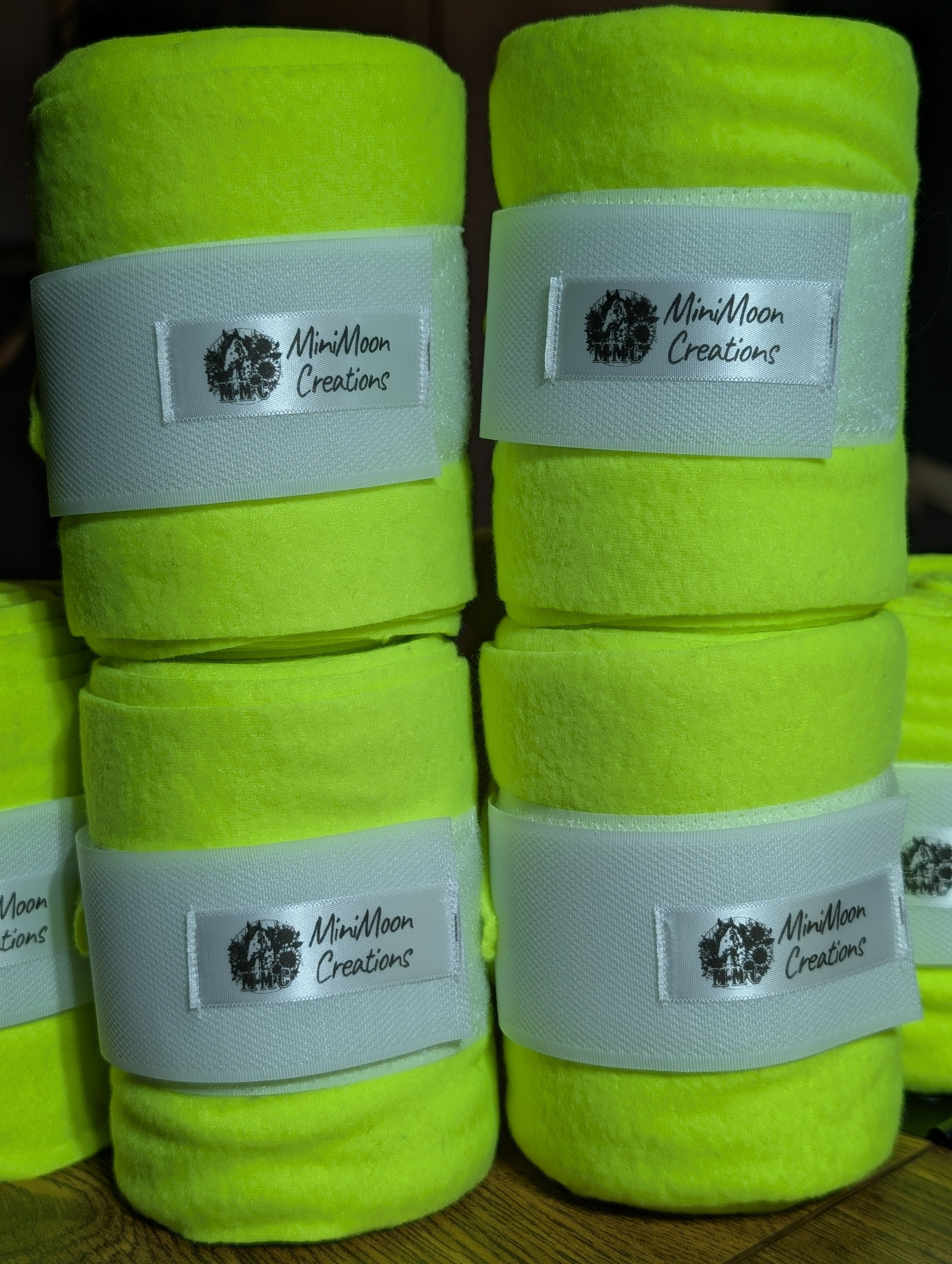 Modèle 074- Jaune fluo